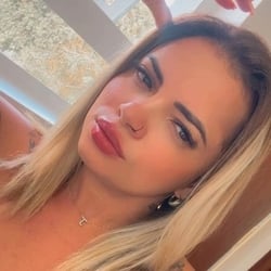 Foto de Diabinha - videos sexo ao vivo Sexo ao Vivo
