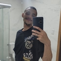 Foto de Dionísio Vini ao vivo na webcam