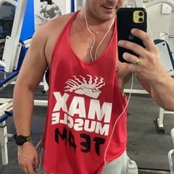 Foto de Militar Top 2025 ao vivo na webcam