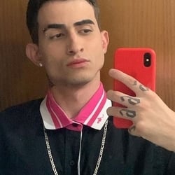 Foto de DJ Oliver Gyn ao vivo na webcam