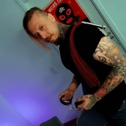 Foto de Dom Hellbode ao vivo na webcam