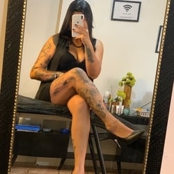 Foto de Dra Maya Andrade ao vivo na webcam