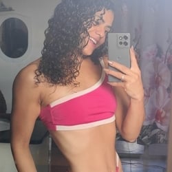 Foto de Ela Hotwiffe ao vivo na webcam