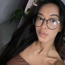 Foto de Elen Lima ao vivo na webcam