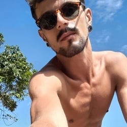Foto de Eli 2000 - videos sexo ao vivo Sexo ao Vivo