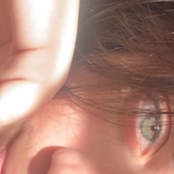 Foto de Elo Reed ao vivo na webcam