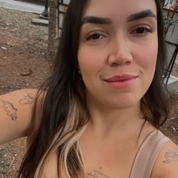 Foto de Emannuelle ao vivo na webcam