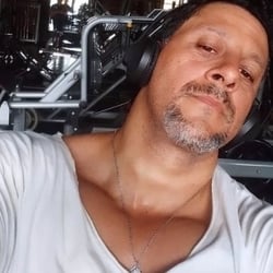 Foto de Emerson 1085 ao vivo na webcam