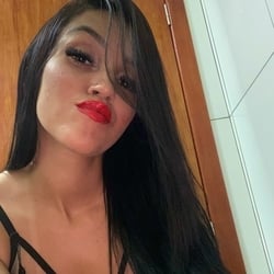 Foto de Emily Pimentel ao vivo na webcam