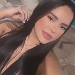 Foto de Emme ao vivo na webcam