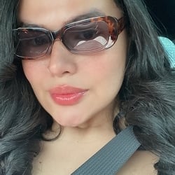 Foto de Emy Rigonatty ao vivo na webcam