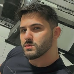 Foto de Enzo RJ ao vivo na webcam