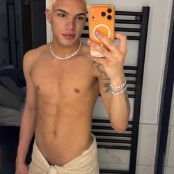 Foto de Erick Santos UK - videos sexo ao vivo Sexo ao Vivo