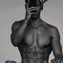 Foto de Eros Anteros ao vivo na webcam