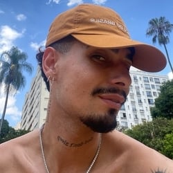 Foto de Esdras Hiss ao vivo na webcam