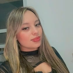 Foto de Esther Fernandes ao vivo na webcam