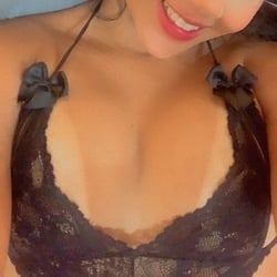 Foto de Thami Oliver ao vivo na webcam