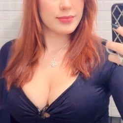 Foto de Evelise Petrovic ao vivo na webcam