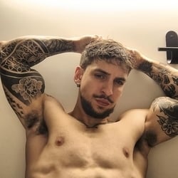 Foto de Fanzak ao vivo na webcam