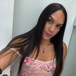 Foto de Fatallie ao vivo na webcam