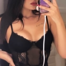 Foto de Fê Gostosa ao vivo na webcam