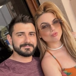 Foto de FeF - videos sexo ao vivo Sexo ao Vivo