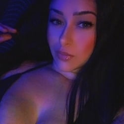 Foto de Felina 013 ao vivo na webcam