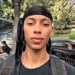 Foto de Felipe Alok 019 ao vivo na webcam