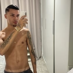 Foto de Felps 091 ao vivo na webcam