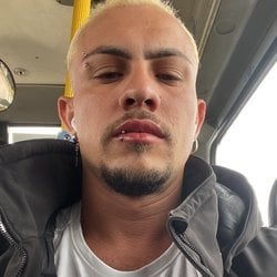 Foto de Fhe Ferreira ao vivo na webcam