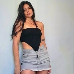 Foto de Lyy ao vivo na webcam