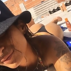 Foto de Fuego Lilith ao vivo na webcam