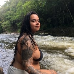 Foto de Gab Suby ao vivo na webcam