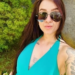 Foto de Gabi Hot Ferrari ao vivo na webcam