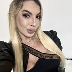 Foto de Gabi Loira 1999 ao vivo na webcam