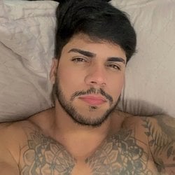 Foto de Gabriel 23 P ao vivo na webcam