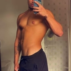 Foto de Gabriel Ara ao vivo na webcam