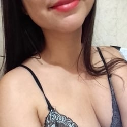 Foto de Gabriela Lisboa ao vivo na webcam