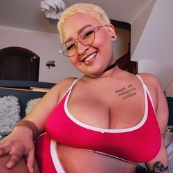 Gaby Petite