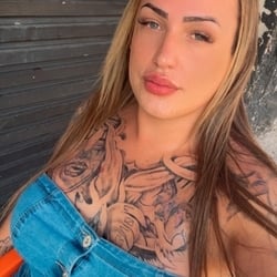 Foto de Gabyzinha Bubu ao vivo na webcam