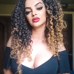 Foto de Gata C 25 ao vivo na webcam