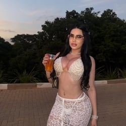 Foto de Gata Marry ao vivo na webcam