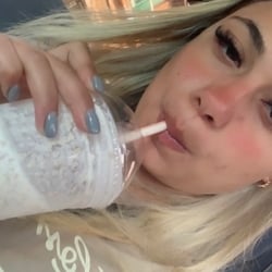 Foto de Gatinha Linda ao vivo na webcam