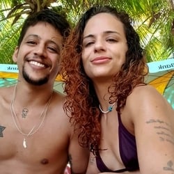 Foto de Kasal Alien ao vivo na webcam