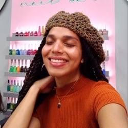 Foto de Golden Skin ao vivo na webcam