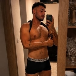Foto de Gostoso Dotado - videos sexo ao vivo Sexo ao Vivo