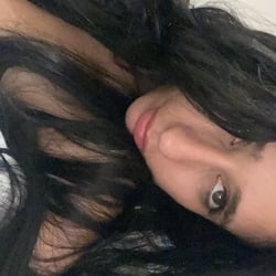 Foto de Grazi Mxqt ao vivo na webcam