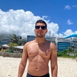 Foto de Gu Dot GG ao vivo na webcam