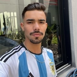 Foto de Gui Dot ao vivo na webcam