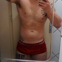 Foto de Inked Bear ao vivo na webcam